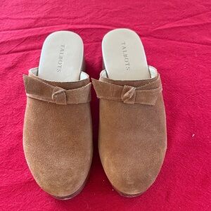 Talbots Women's Tan Suede Clogs/Mules with Bow Detail Size 8.5